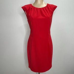 Red strong shoulder dress